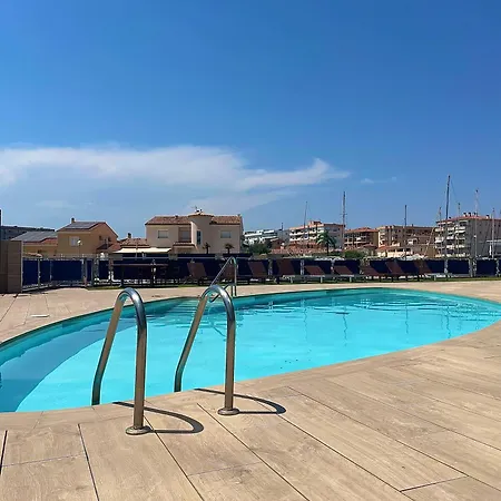 En Port Trebol Con Parking Privado Y Acceso Directo A La Piscina アパート